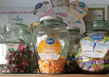Carica l'immagine nel visualizzatore di Gallery, caramelle e pasticche Leone